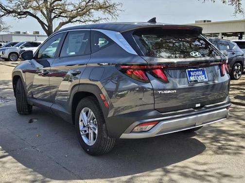 2025 Hyundai TUCSON SE