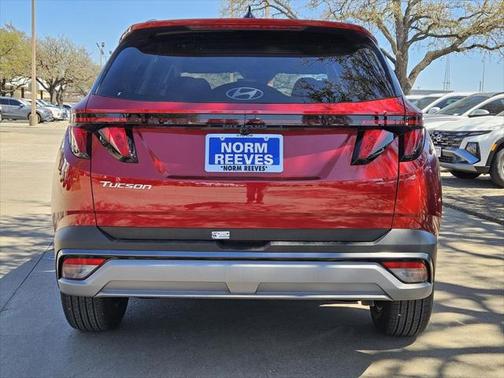 2025 Hyundai TUCSON SEL
