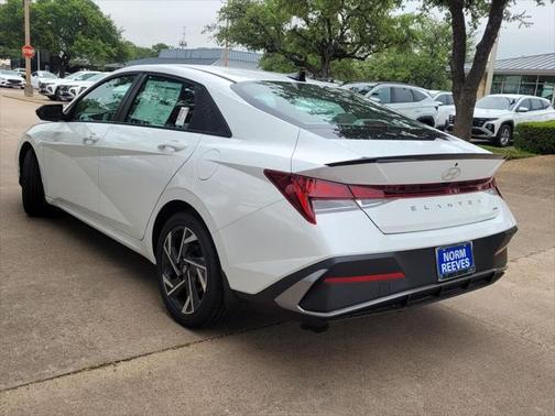2025 Hyundai ELANTRA Sport