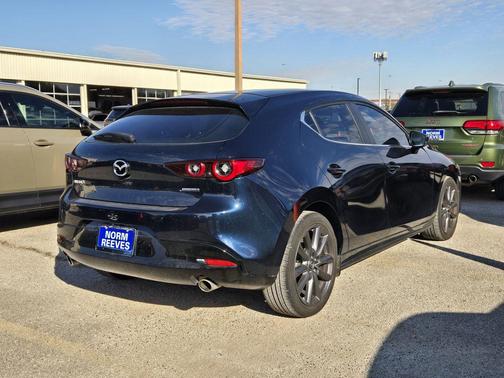 2023 Mazda Mazda3 2.5 S Select