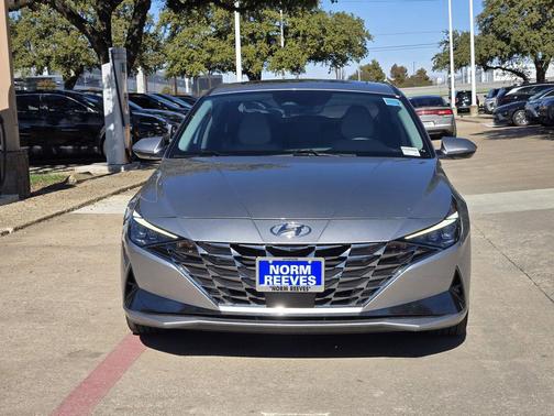 2021 Hyundai ELANTRA Limited
