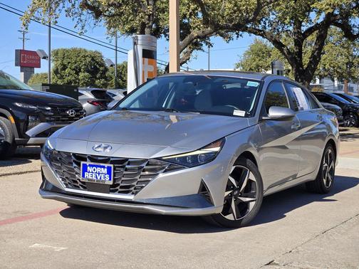 2021 Hyundai ELANTRA Limited