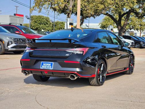 2025 Hyundai ELANTRA N Base