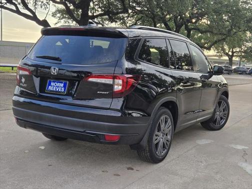 2022 Honda Pilot 2WD Sport