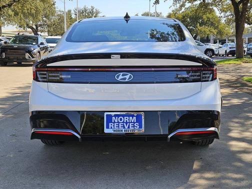 2026 Hyundai SONATA SEL