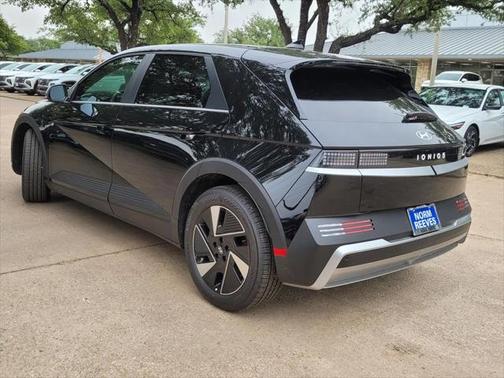 2025 Hyundai IONIQ 5 SE