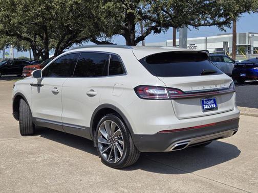 2023 Lincoln Nautilus Reserve