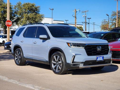2024 Honda Pilot Touring 8-Passenger
