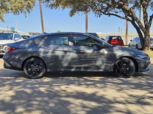 2026 Hyundai ELANTRA Sport