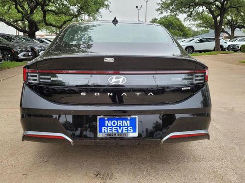 2025 Hyundai SONATA Hybrid Limited