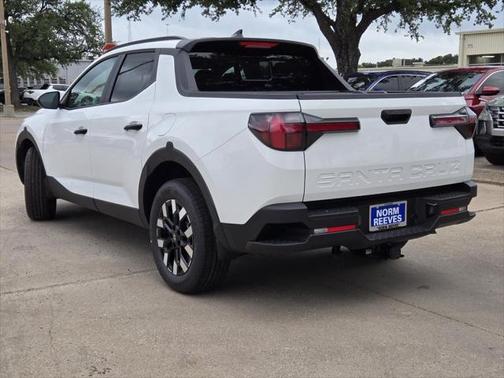 2025 Hyundai SANTA CRUZ SEL Activity