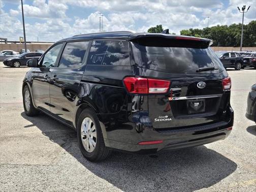 2016 Kia Sedona LX