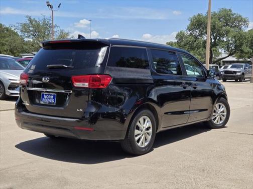 2016 Kia Sedona LX