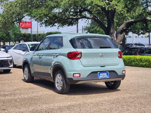 Mirage Green 2026 Hyundai VENUE SE