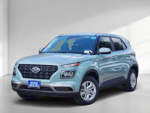 Mirage Green 2026 Hyundai VENUE SE