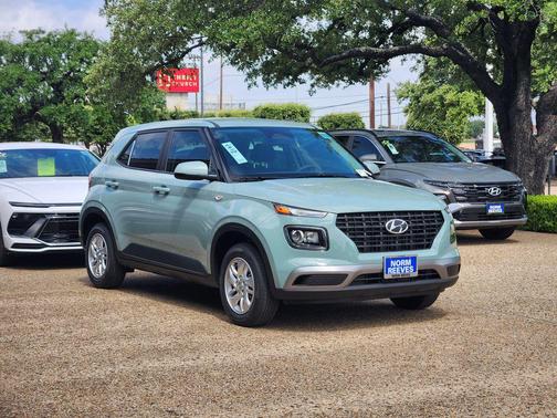 Mirage Green 2026 Hyundai VENUE SE