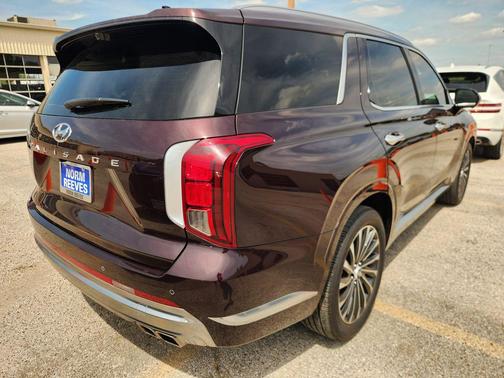 Sierra Burgundy 2024 Hyundai PALISADE Calligraphy