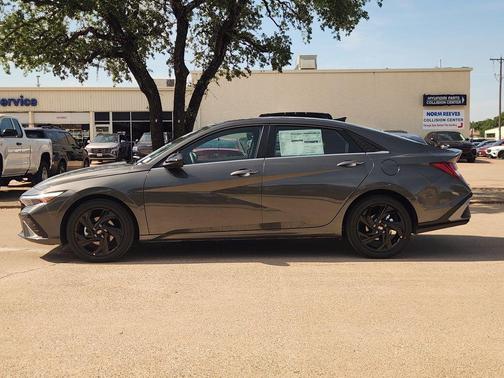 Amazon Gray 2026 Hyundai ELANTRA Sport