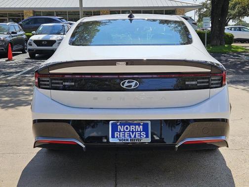 2026 Hyundai SONATA SEL