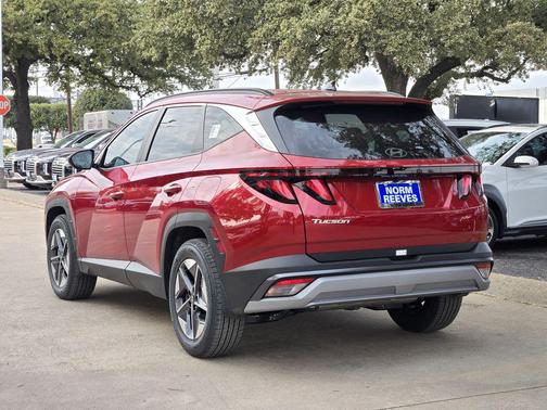 2026 Hyundai TUCSON SEL