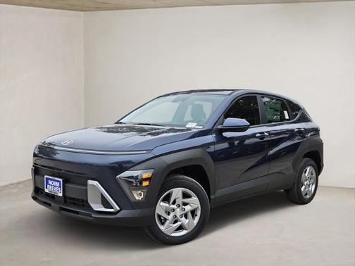 2025 Hyundai KONA SE