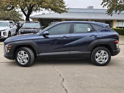 2025 Hyundai KONA SE