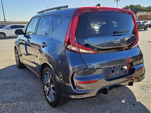 2021 Kia Soul GT-Line