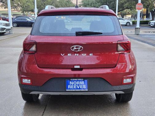 2024 Hyundai VENUE Limited