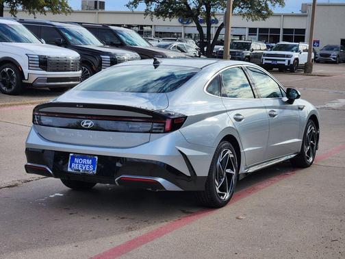 2026 Hyundai SONATA SEL