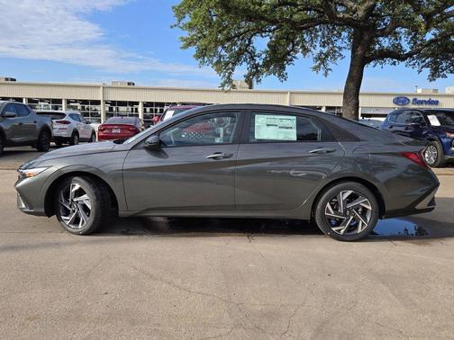 2025 Hyundai ELANTRA Sport