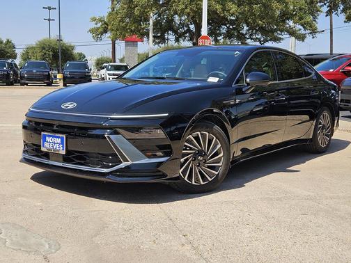 2025 Hyundai SONATA Hybrid Limited