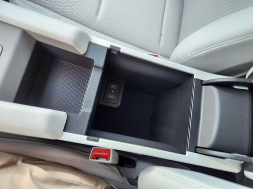 2025 Hyundai IONIQ 6 Limited