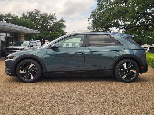 Digital Teal 2026 Hyundai IONIQ 5 SE