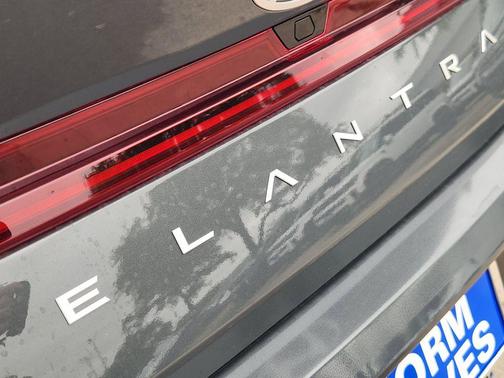 Ecotronic Gray 2026 Hyundai ELANTRA Limited