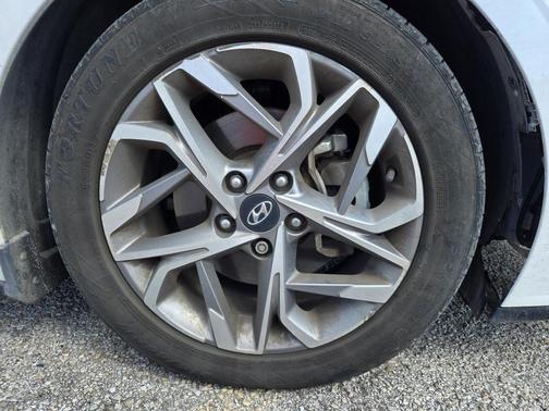 2021 Hyundai SONATA SEL