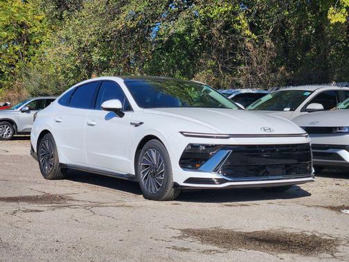 2026 Hyundai SONATA Hybrid SE