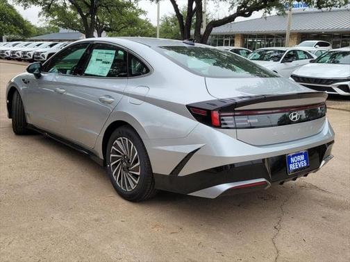 2025 Hyundai SONATA Hybrid SE