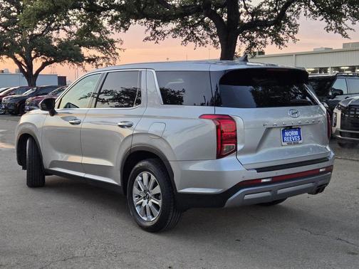 2023 Hyundai PALISADE SE