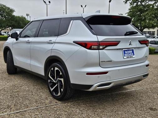 2023 Mitsubishi Outlander SE 2.5 2WD