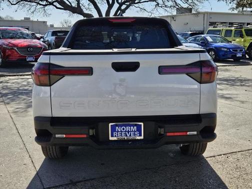 2025 Hyundai SANTA CRUZ SEL Activity
