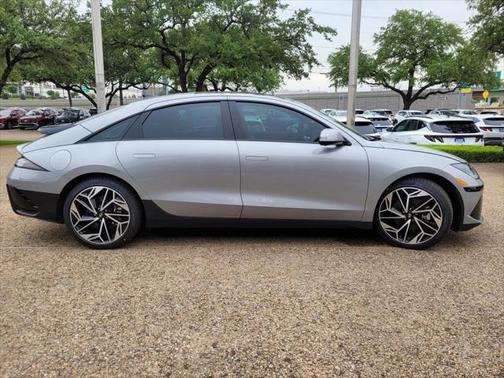 2025 Hyundai IONIQ 6 Limited