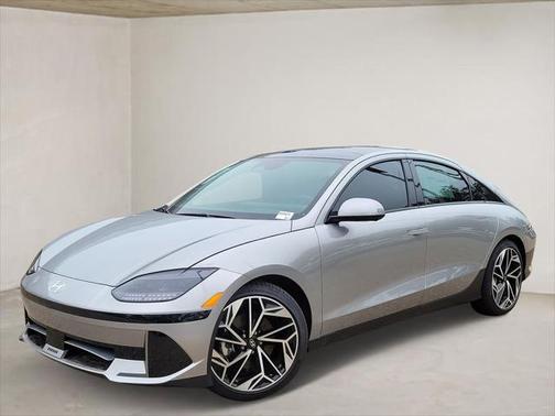 2025 Hyundai IONIQ 6 Limited