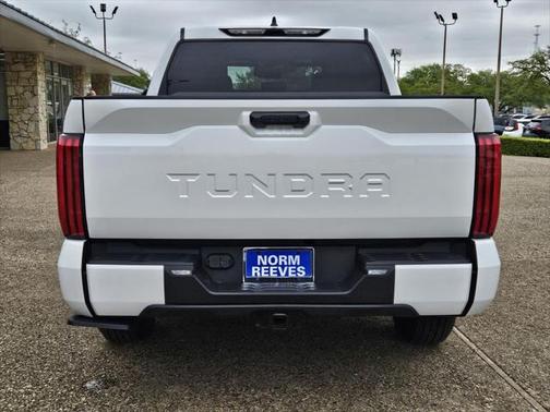 2025 Toyota Tundra SR5