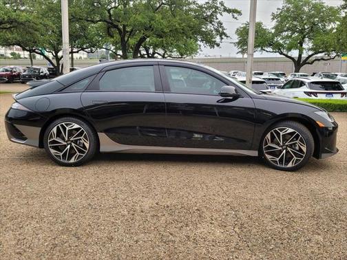 2025 Hyundai IONIQ 6 SEL