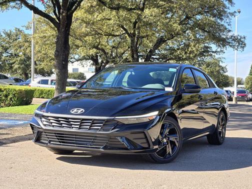 2026 Hyundai ELANTRA Sport