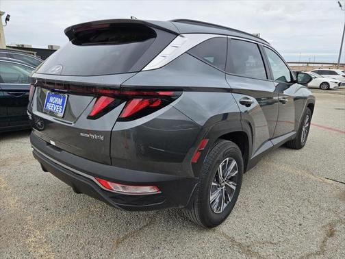 2024 Hyundai TUCSON Hybrid Blue
