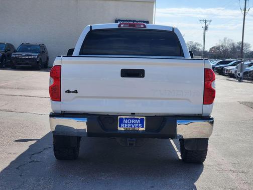 2019 Toyota Tundra SR5