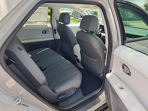Cyber Gray 2026 Hyundai IONIQ 5 SEL