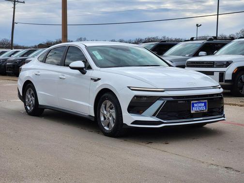 2026 Hyundai SONATA SE