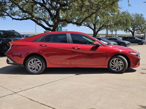 2025 Hyundai ELANTRA HEV Blue